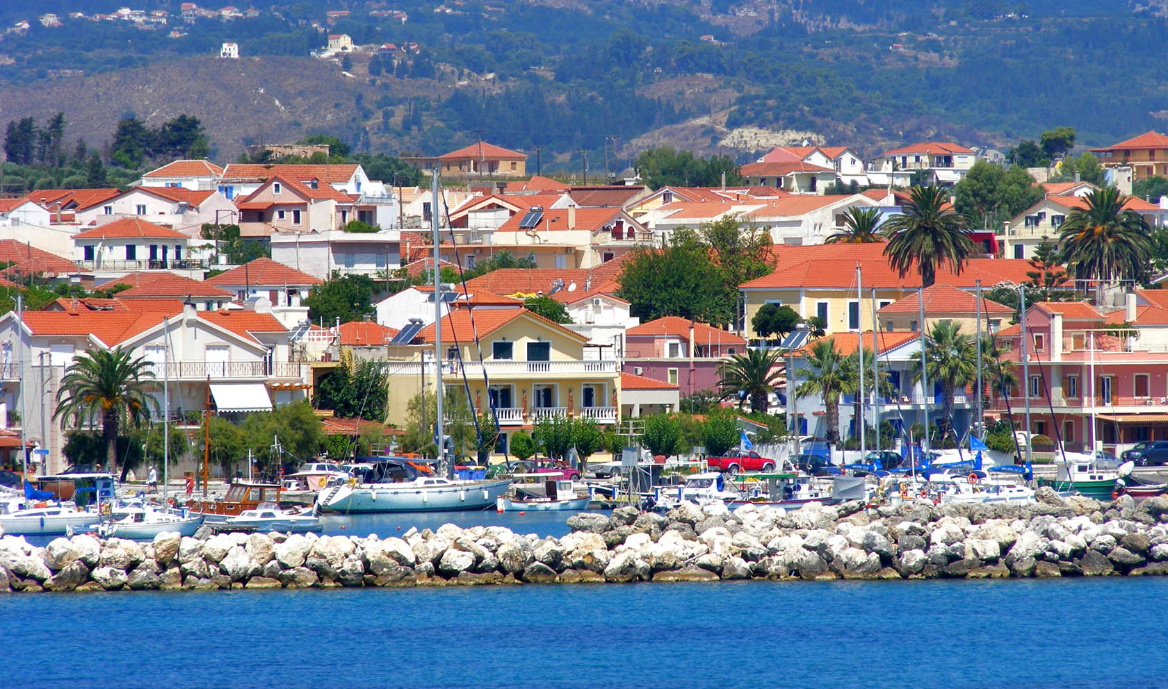 Ακυρώνεται η σημερινή βαρκαρόλα και η περατζάδα κανταδόρων στο Ληξούρι